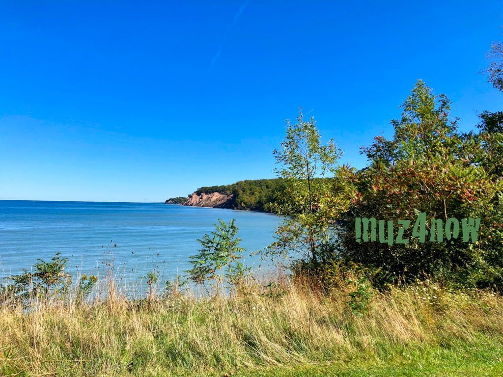 Weekend Getaway (Chimney Bluffs)