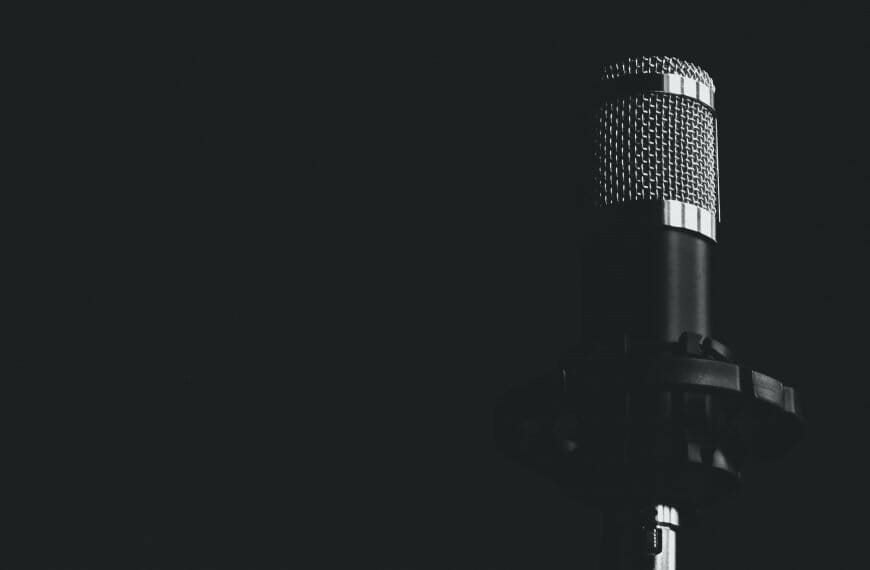 vocal recording microphone (Credit: Erkan Utu from Pexels)