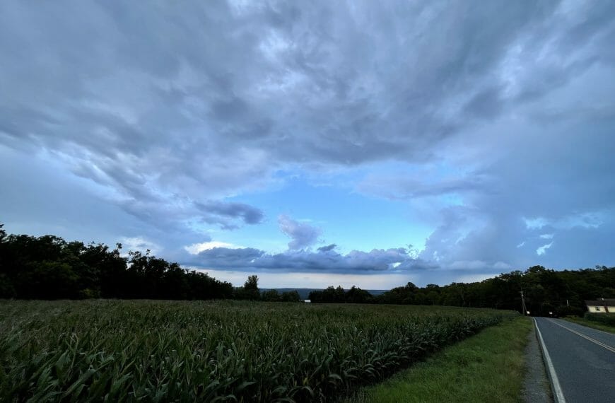 Clouds with an opening to the sky for DreamState Dreams